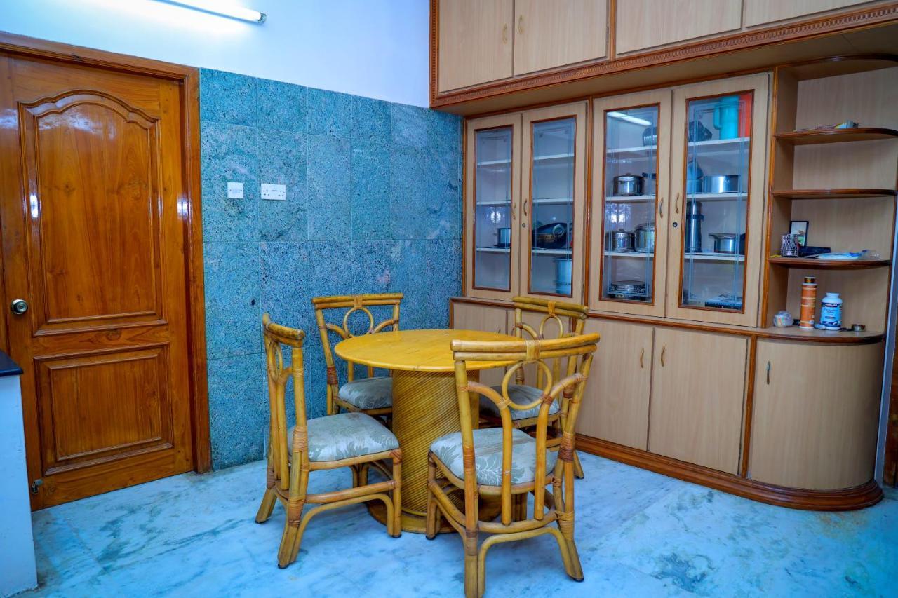Divine Luxury Villa Tirupati Luaran gambar